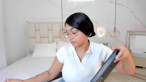 Snapshot of stephanysc chatting on 02-10-25, 09:58 Stefanny online show from 02-10-25, 09:58