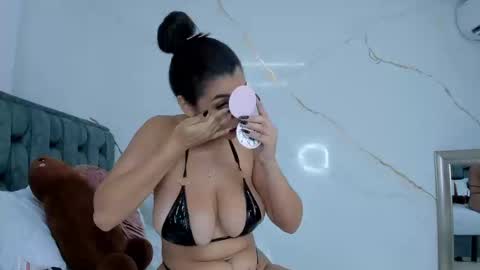 Snapshot of stephanysc chatting on 09-09-25, 11:04 Stefanny online show from 09-09-25, 11:04