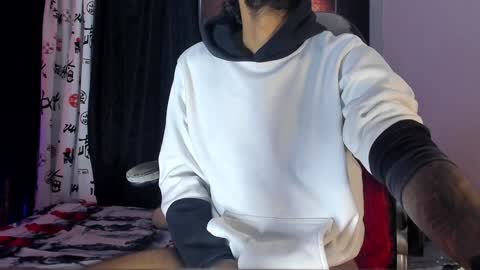 Snapshot of stephenbrown_ chatting on 12-13-24, 04:05    ................     online show from 12-13-24, 04:05