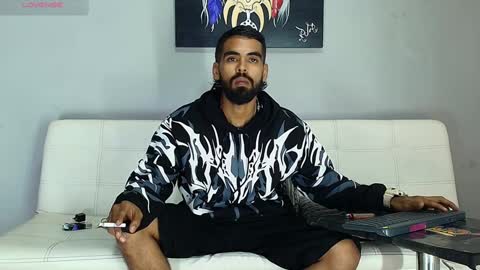 Snapshot of stephenbrown_ chatting on 01-06-25, 11:42    ................     online show from 01-06-25, 11:42