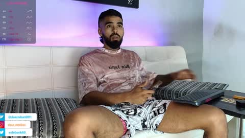 Snapshot of stephenbrown_ chatting on 01-12-25, 05:56    ................     online show from 01-12-25, 05:56