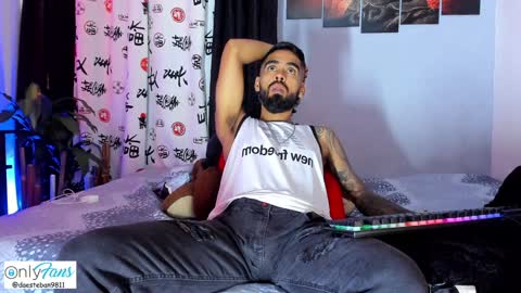 Snapshot of stephenbrown_ chatting on 01-13-25, 08:15    ................     online show from 01-13-25, 08:15