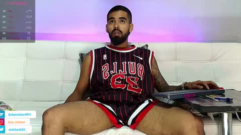 Snapshot of stephenbrown_ chatting on 01-27-25, 03:04    ................     online show from 01-27-25, 03:04