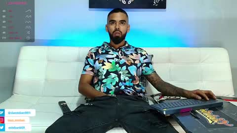 Snapshot of stephenbrown_ chatting on 01-28-25, 05:00    ................     online show from 01-28-25, 05:00