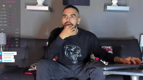 Snapshot of stephenbrown_ chatting on 01-30-25, 03:33    ................     online show from 01-30-25, 03:33