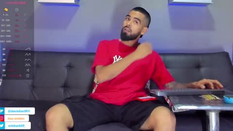 Snapshot of stephenbrown_ chatting on 01-31-25, 01:11    ................     online show from 01-31-25, 01:11