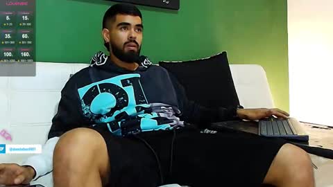 Snapshot of stephenbrown_ chatting on 09-10-25, 04:12    ................     online show from 09-10-25, 04:12