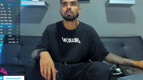 Snapshot of stephenbrown_ chatting on 10-02-25, 03:24    ................     online show from 10-02-25, 03:24