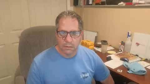 Snapshot of stephenhal9 chatting on 09-23-25, 06:00 stephenhal9 online show from 09-23-25, 06:00