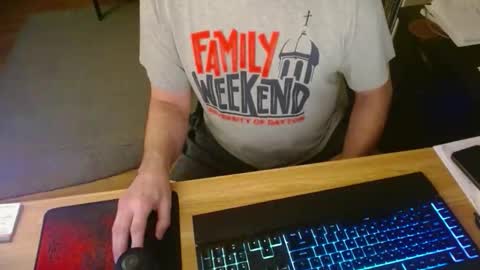 Snapshot of stephenhal9 chatting on 02-25-26, 01:26 stephenhal9 online show from 02-25-26, 01:26