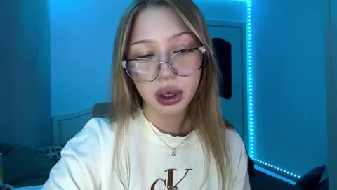 Stef online show from 03-15-26, 02:12
