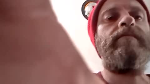 Snapshot of sterng123 chatting on 12-25-24, 03:17 sterng123 online show from 12-25-24, 03:17