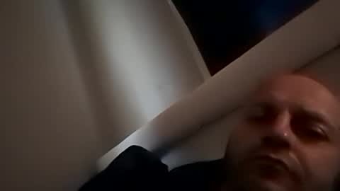 Snapshot of sterng123 chatting on 01-04-25, 02:25 sterng123 online show from 01-04-25, 02:25