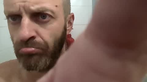 Snapshot of sterng123 chatting on 01-16-25, 05:42 sterng123 online show from 01-16-25, 05:42