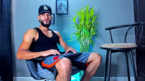 Snapshot of stev_velez chatting on 03-16-26, 12:31 Steve online show from 03-16-26, 12:31