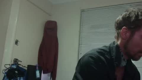 Snapshot of steveaussie chatting on 02-06-25, 06:35 Australian420 online show from 02-06-25, 06:35