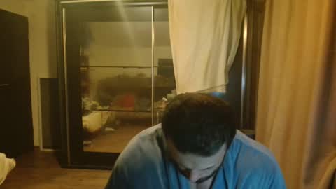 Snapshot of stevebulkzor chatting on 11-06-25, 01:06 Steve Oakenshield son of John son of Vasyl online show from 11-06-25, 01:06