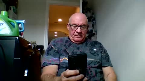 Snapshot of stevejons47 chatting on 01-16-25, 03:13 stevejons47 online show from 01-16-25, 03:13