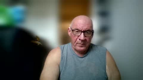 Snapshot of stevejons47 chatting on 02-11-25, 04:46 stevejons47 online show from 02-11-25, 04:46