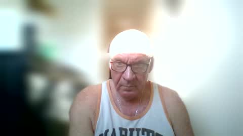 Snapshot of stevejons47 chatting on 10-23-25, 12:37 stevejons47 online show from 10-23-25, 12:37