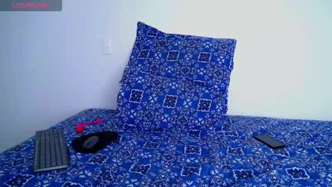 Esteban online show from 02-25-25, 07:42