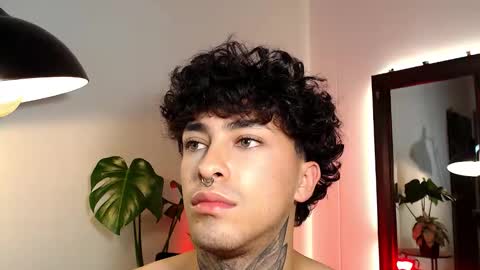 Daniel Steven Navarro online show from 03-16-26, 05:44