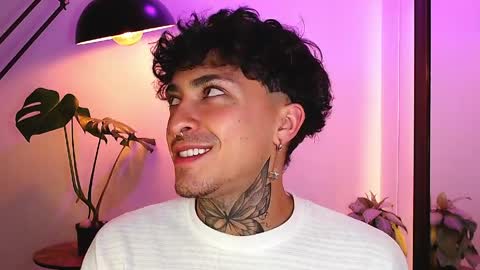 Daniel Steven Navarro online show from 03-29-26, 01:05