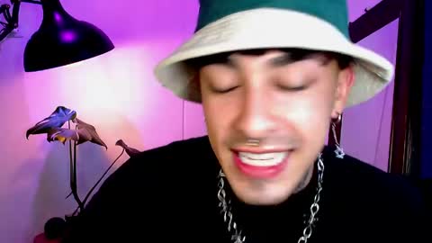 Daniel Steven Navarro online show from 04-05-26, 09:23