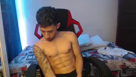 Snapshot of stevensex501 chatting on 02-27-25, 12:21 steven online show from 02-27-25, 12:21