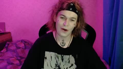 Steve online show from 10-31-25, 04:52