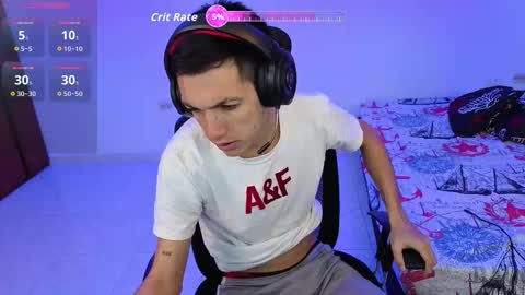 Snapshot of stevenweb chatting on 10-19-25, 12:06 stevenweb online show from 10-19-25, 12:06