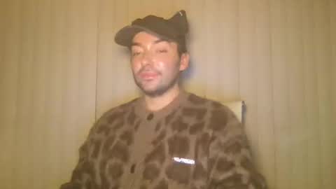 gay tease online show from 10-31-25, 11:17