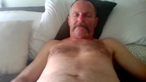 Snapshot of steviehard8 chatting on 07-18-26, 09:40 steviehard8 online show from 07-18-26, 09:40