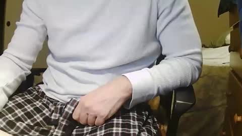 Snapshot of stevo69697 chatting on 12-17-25, 05:57 Chillguy online show from 12-17-25, 05:57