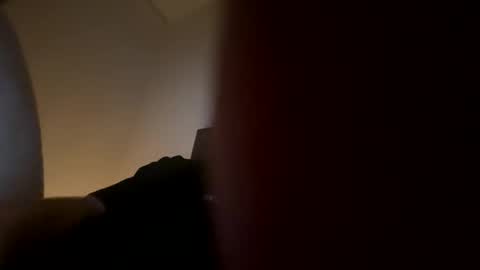 Snapshot of stevvo89 chatting on 12-19-24, 01:39 stevvo89 online show from 12-19-24, 01:39