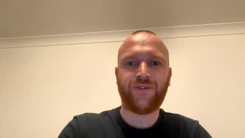 Snapshot of stevvo89 chatting on 11-12-25, 02:12 stevvo89 online show from 11-12-25, 02:12