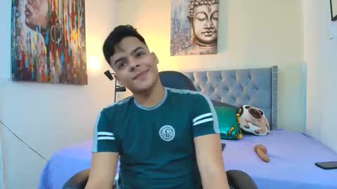 Snapshot of stewart_mateo_ chatting on 09-13-25, 03:06 stewart online show from 09-13-25, 03:06