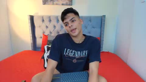 Snapshot of stewart_mateo_ chatting on 10-07-25, 02:09 stewart online show from 10-07-25, 02:09