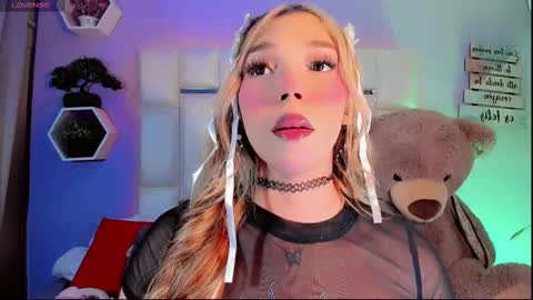 Steisee Reyes online show from 10-25-25, 05:15