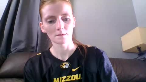 stickyredfunsize online show from 12-04-25, 07:44