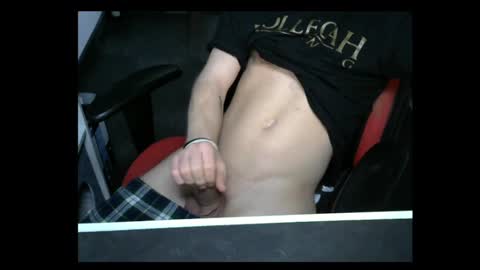 Snapshot of stiffmaster3000 chatting on 01-06-25, 09:30 stiffmaster3000 online show from 01-06-25, 09:30