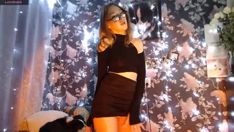 Catalina online show from 12-16-24, 12:04