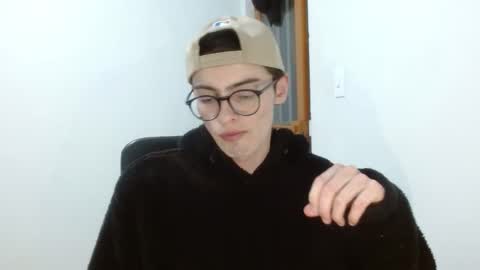 Snapshot of stiv_grant chatting on 04-29-26, 12:05 stiv_grant online show from 04-29-26, 12:05