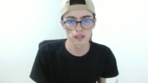 Snapshot of stiv_grant chatting on 05-05-26, 12:29 stiv_grant online show from 05-05-26, 12:29