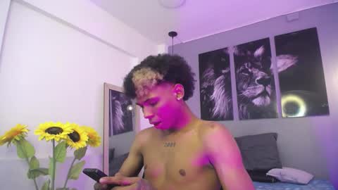 Stiven  online show from 10-06-25, 07:44