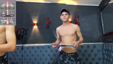 friends online show from 11-25-25, 04:56