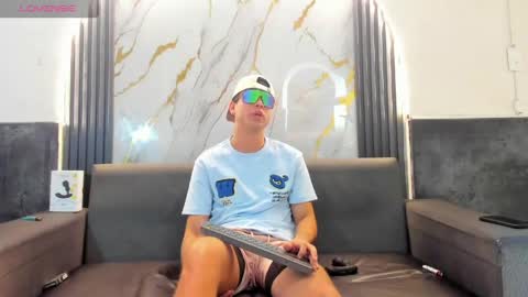 friends online show from 04-23-26, 06:03