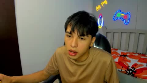 Snapshot of stiwentwink chatting on 10-15-25, 03:12 Stiwen online show from 10-15-25, 03:12