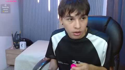 Stiwen online show from 07-15-26, 01:05