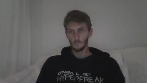 Snapshot of stix35 chatting on 10-16-25, 08:43 stix35 online show from 10-16-25, 08:43